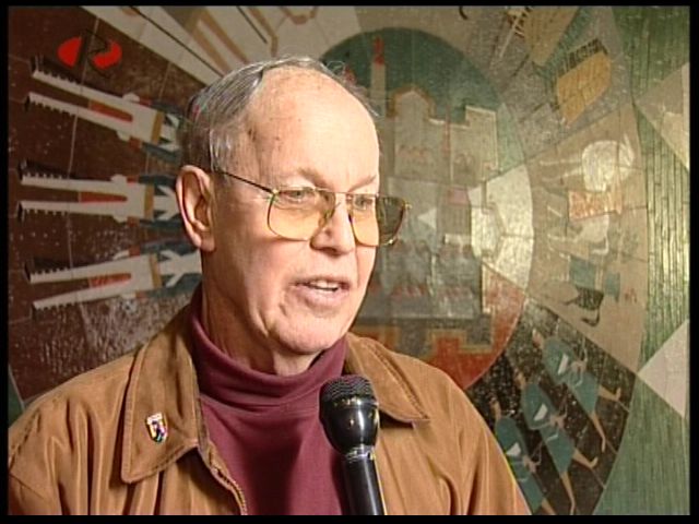 Photo of Harold Schiffman's portrait, excerpted from the RevitaTV interview on 15 October 2008. Győr, Hungary (15October2008)